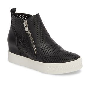 Steve Madden Wedgie High Top Platform Sneaker